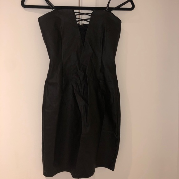 Mini black dress - Picture 1 of 2